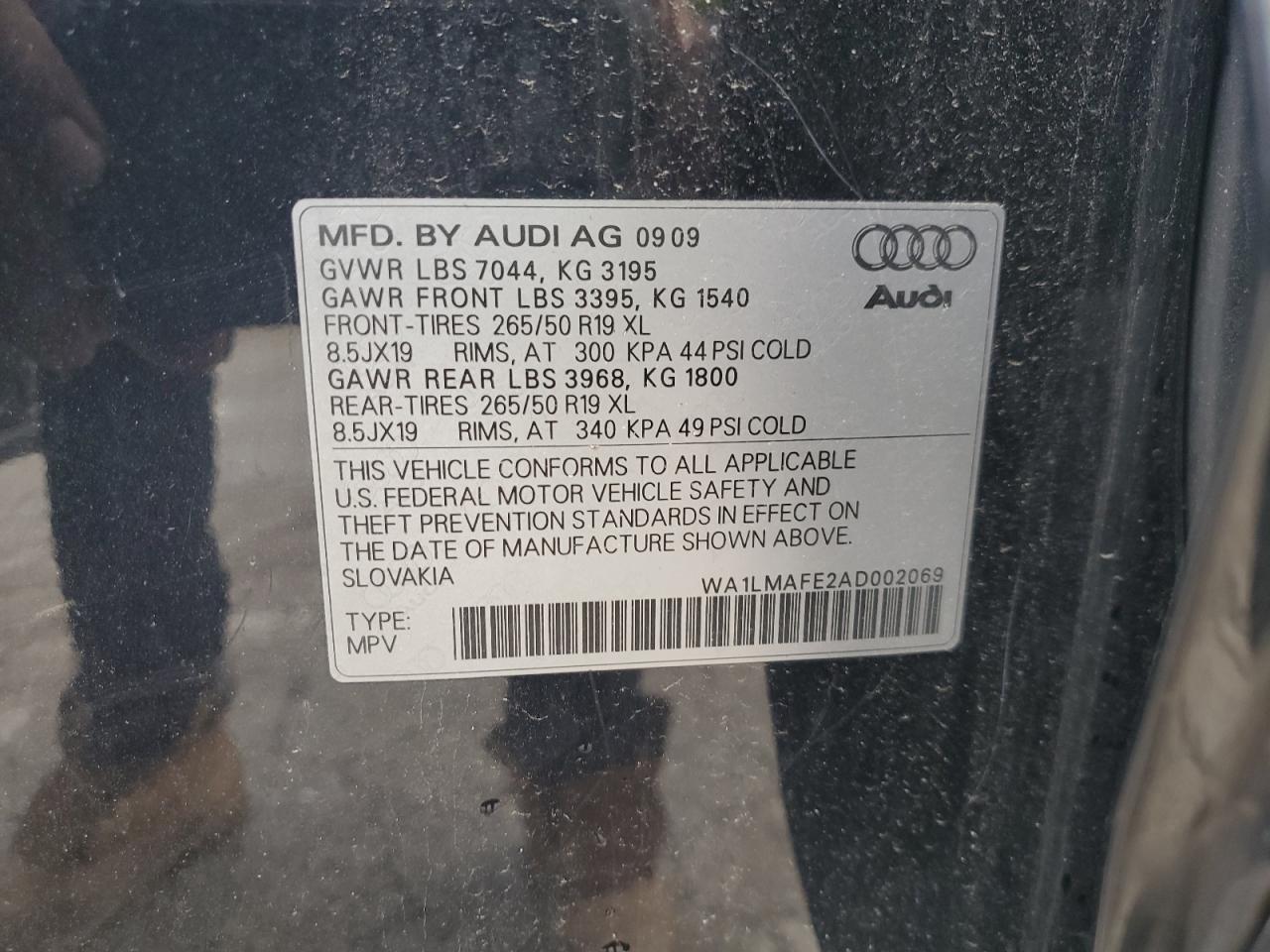 WA1LMAFE2AD002069 2010 Audi Q7 Premium Plus