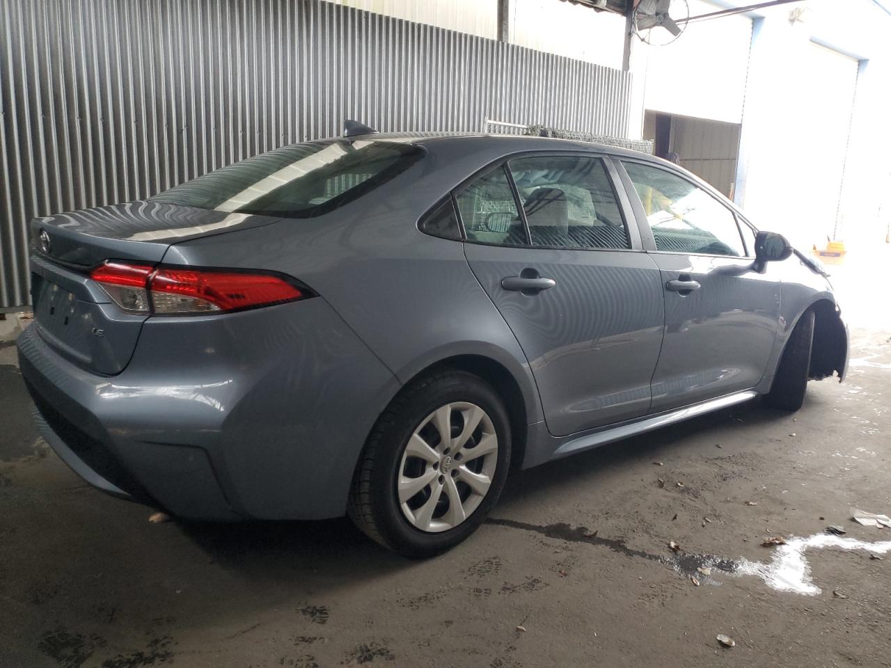 5YFEPMAE5NP303551 2022 Toyota Corolla Le