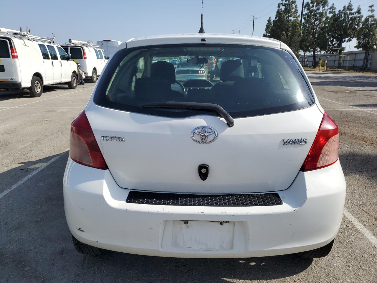 JTDJT923785156817 2008 Toyota Yaris