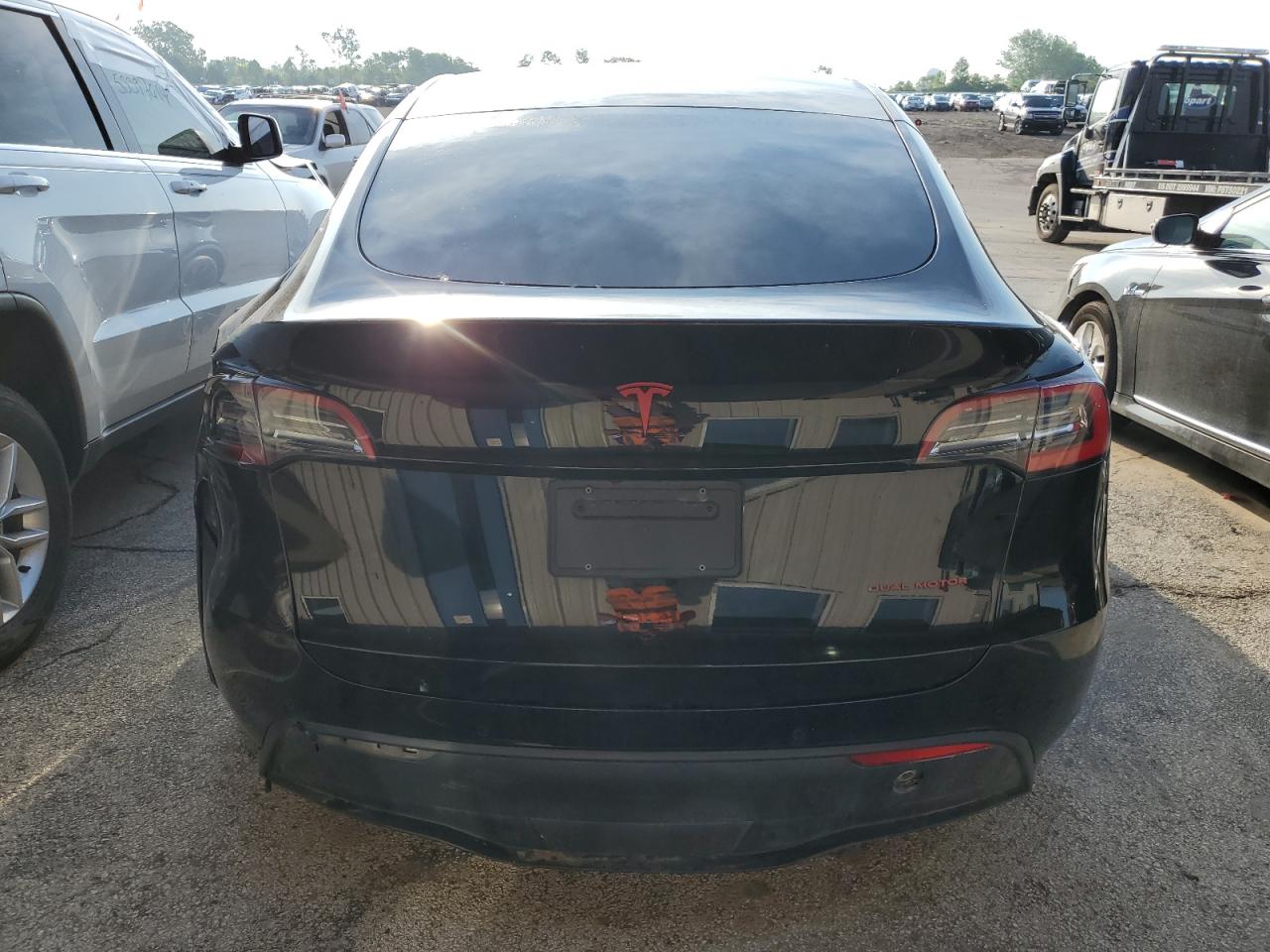 5YJYGDEE4MF115752 2021 Tesla Model Y