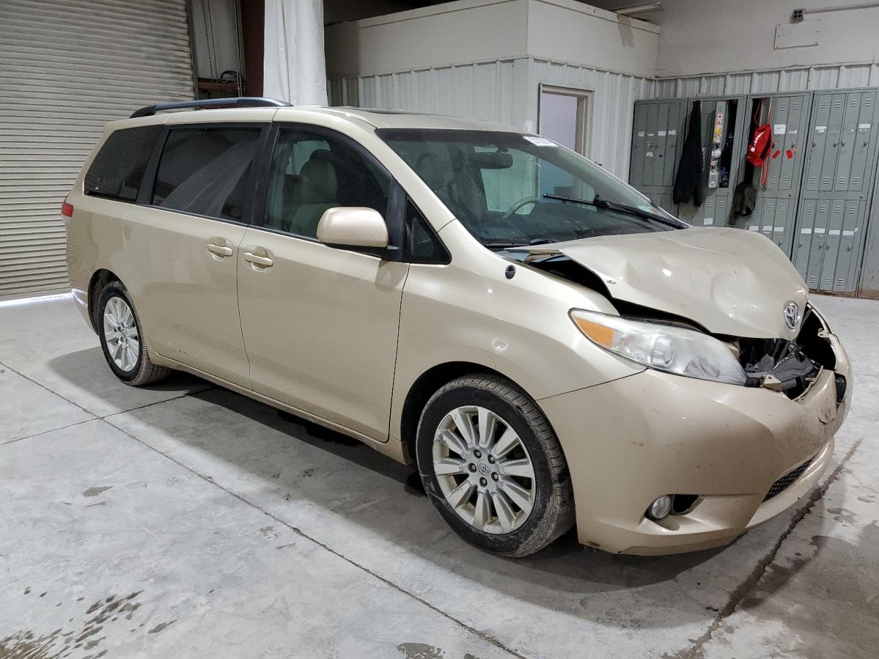 5TDDK3DC7DS056666 2013 Toyota Sienna Xle