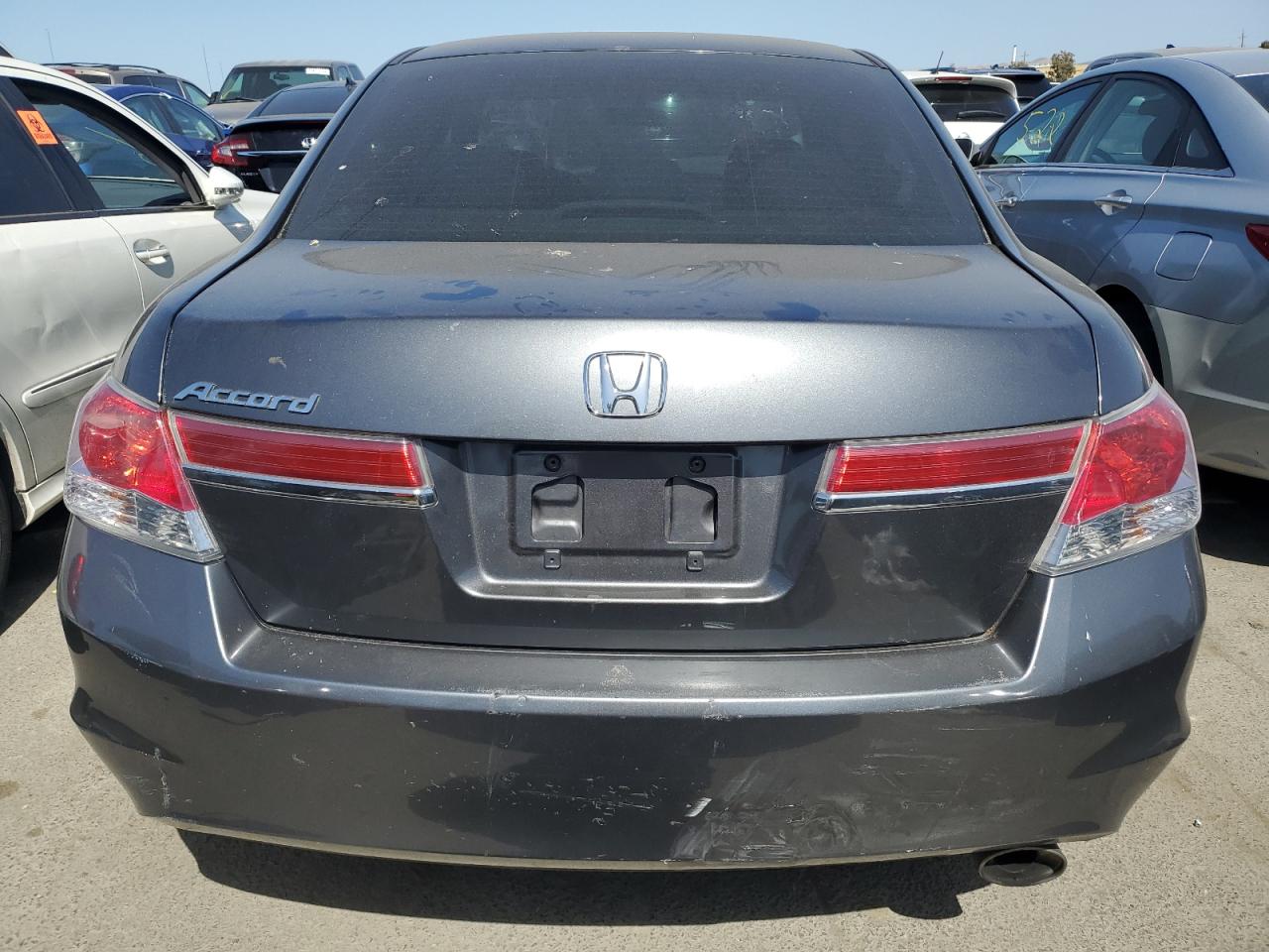 1HGCP2E3XBA066285 2011 Honda Accord Lx