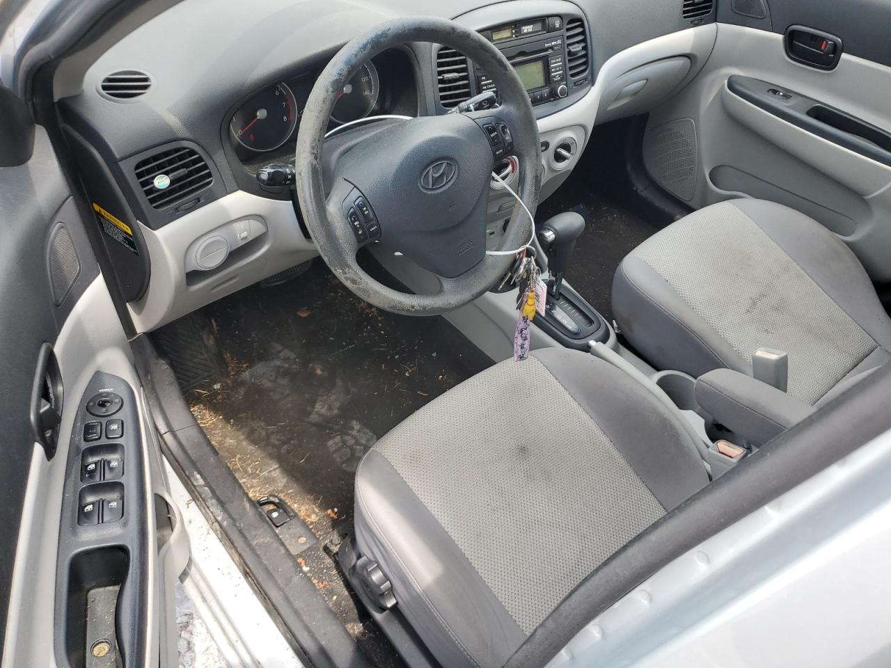 KMHCN4AC7AU494409 2010 Hyundai Accent Gls