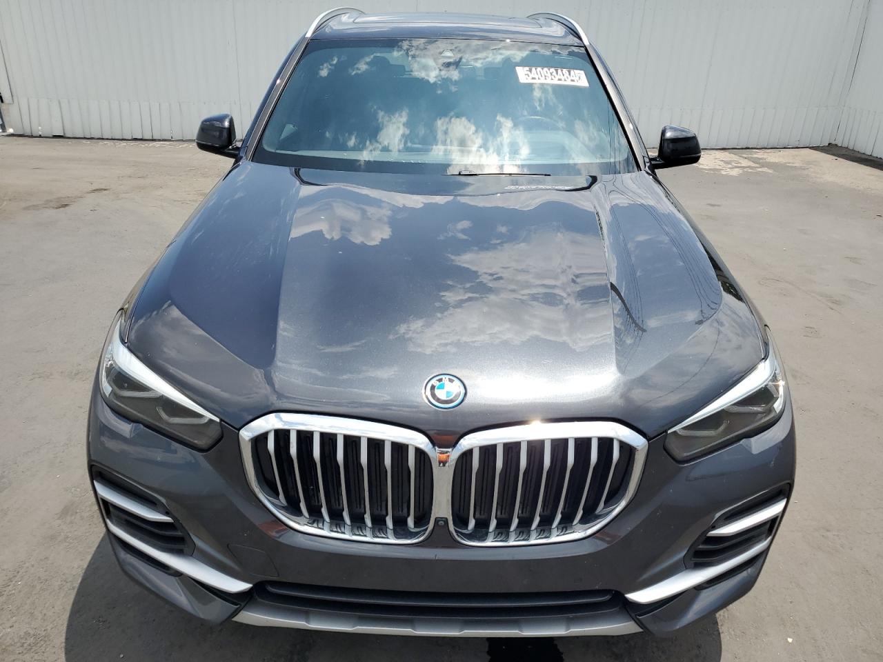 2022 BMW X5 xDrive45E vin: 5UXTA6C00N9L99597