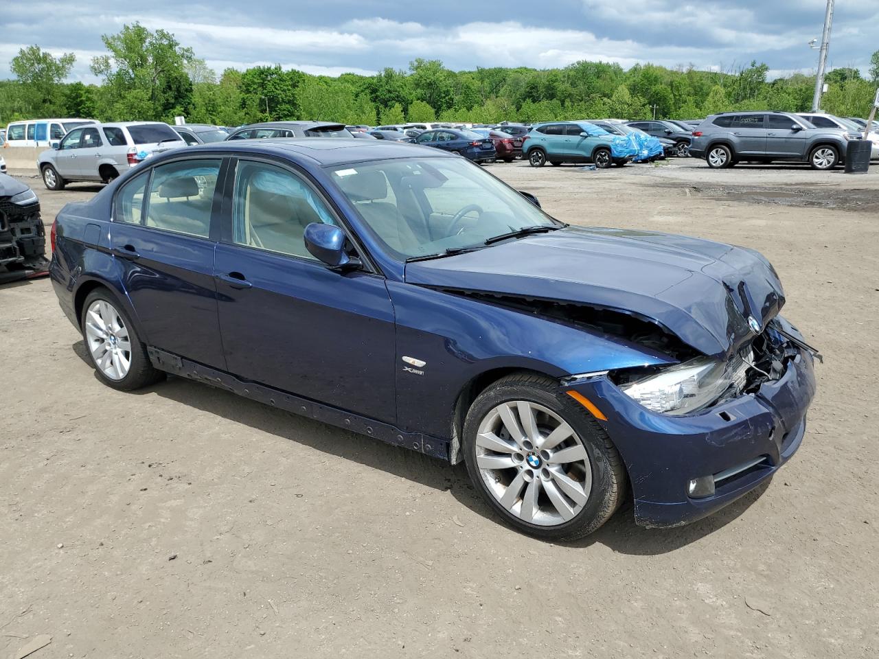 WBAPL5G54BNN22797 2011 BMW 335 Xi