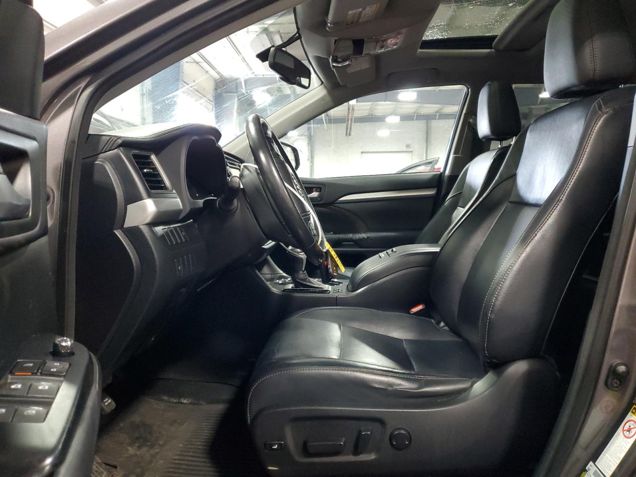 5TDJKRFH7ES029290 2014 Toyota Highlander Xle