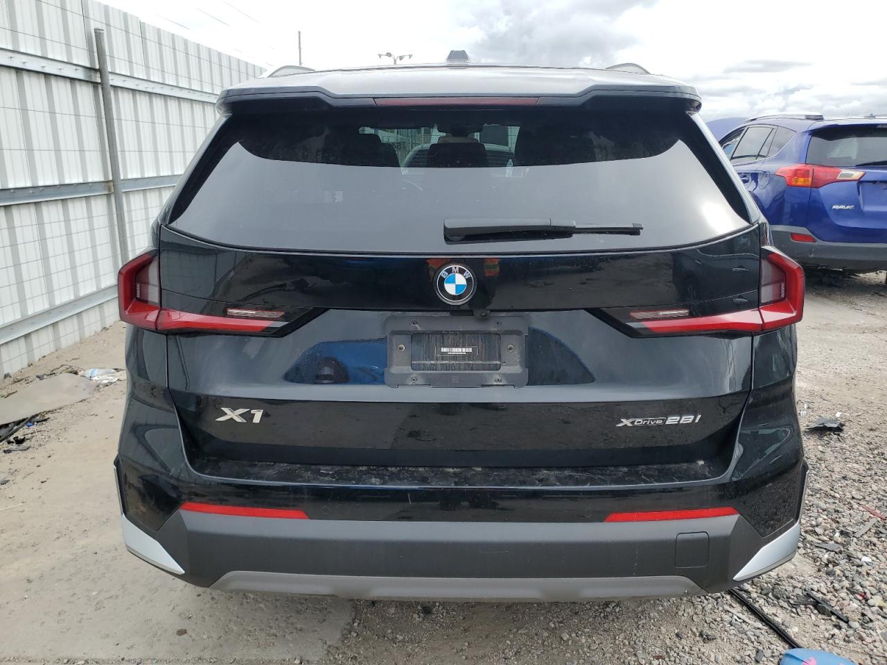 WBX73EF09P5V97059 2023 BMW X1 xDrive28I