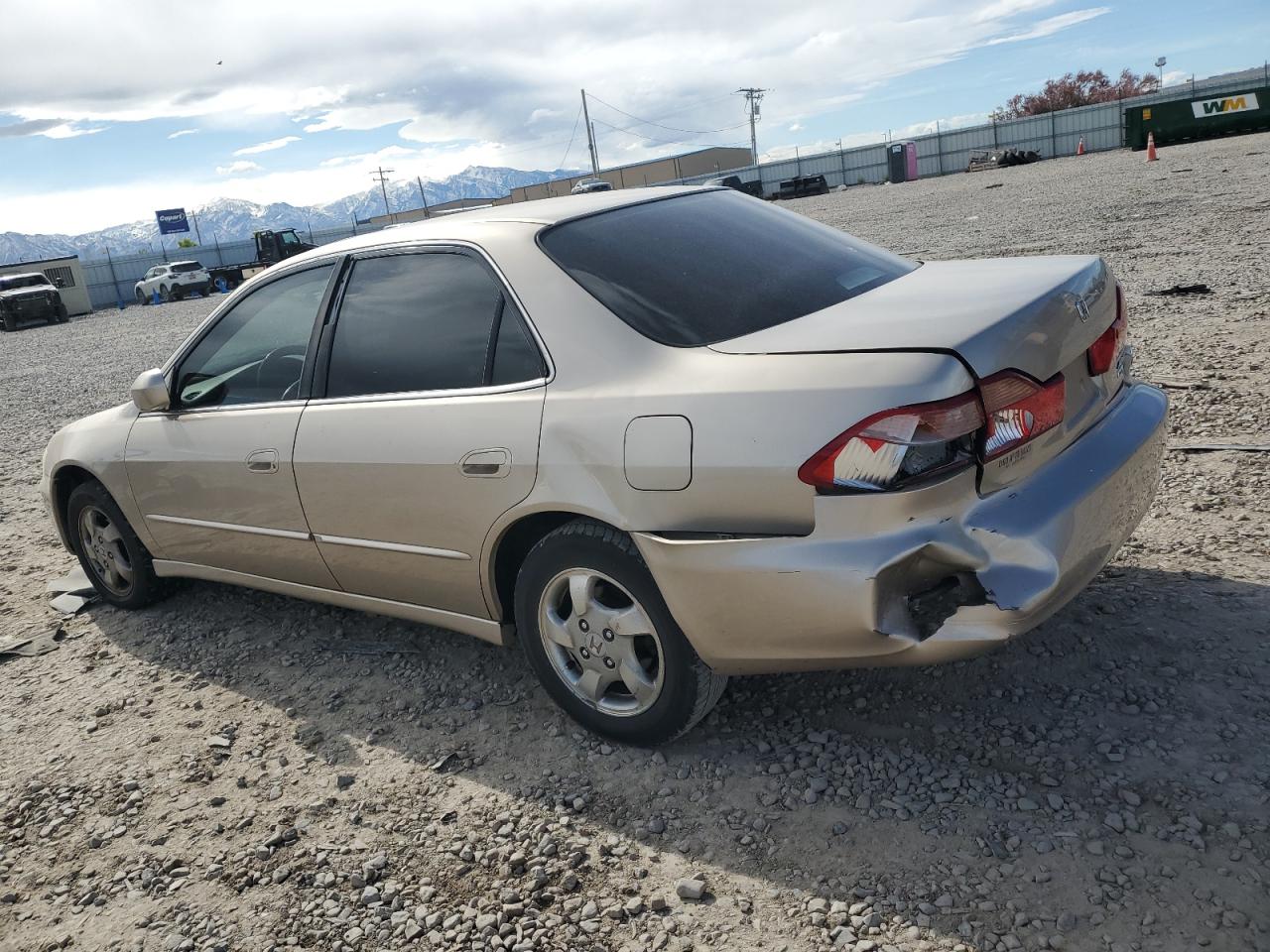 1HGCG6673YA102416 2000 Honda Accord Ex