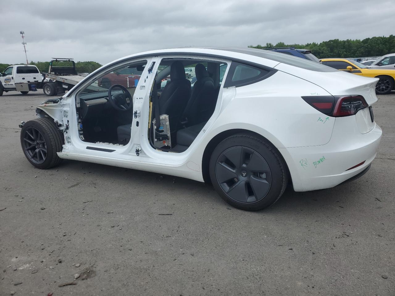 5YJ3E1EA4PF400807 2023 Tesla Model 3