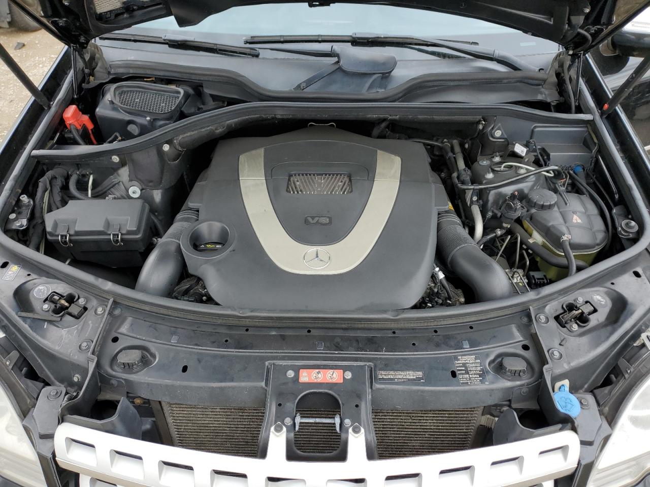 4JGBB7CB8AA596930 2010 Mercedes-Benz Ml 550 4Matic