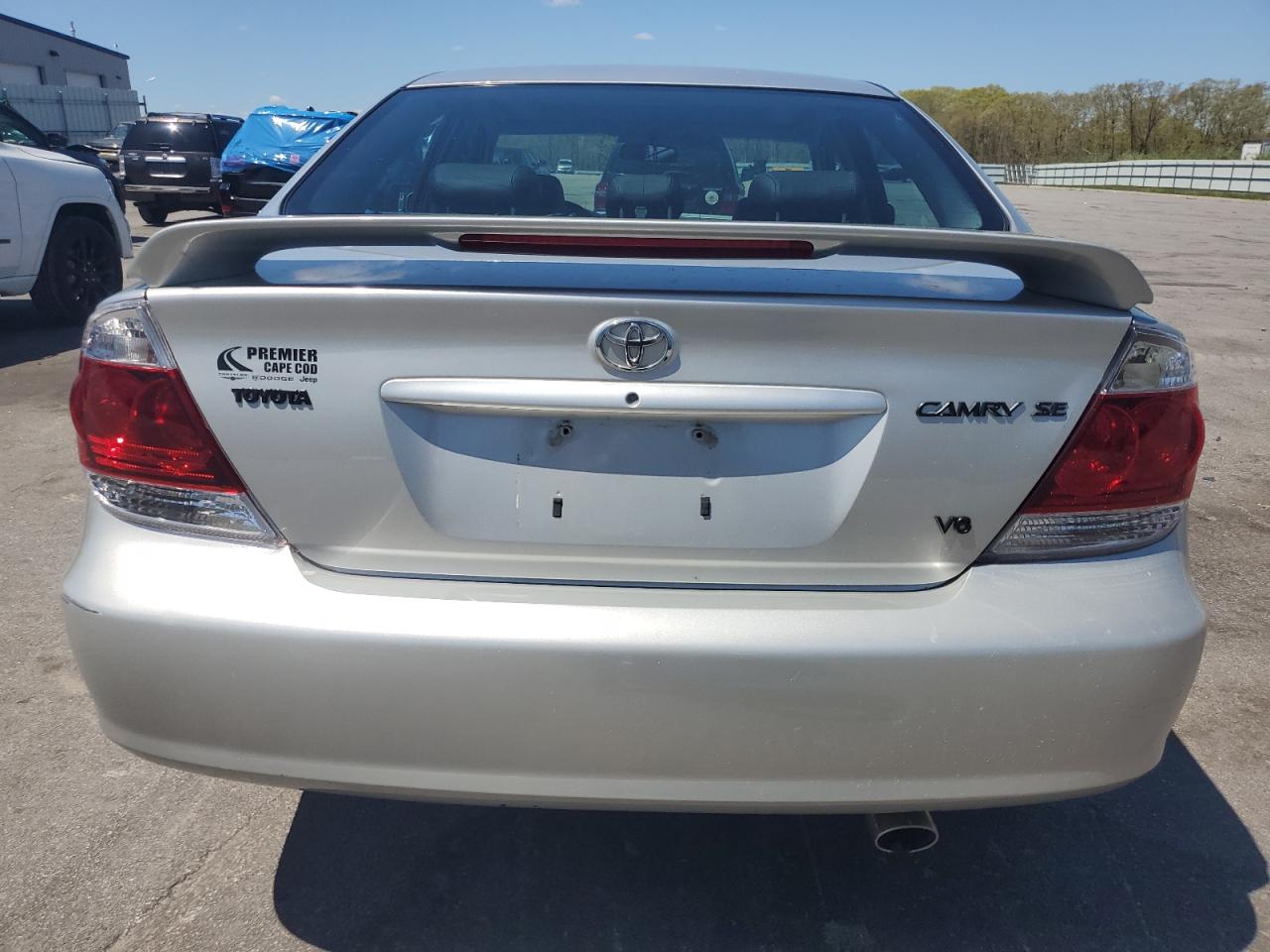 4T1BA32KX5U036781 2005 Toyota Camry Se