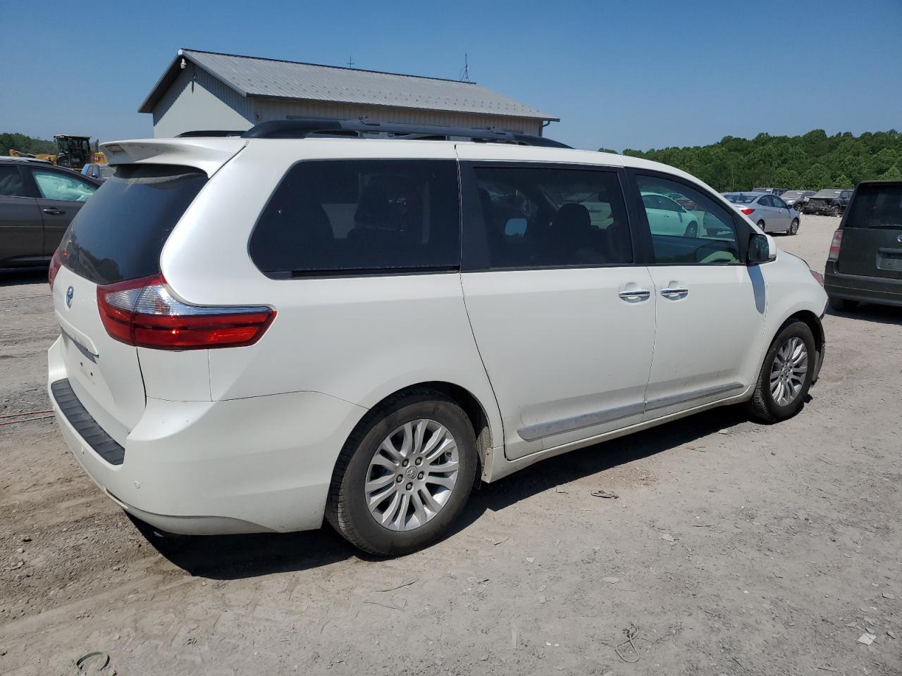 5TDYK3DC9FS541878 2015 Toyota Sienna Xle