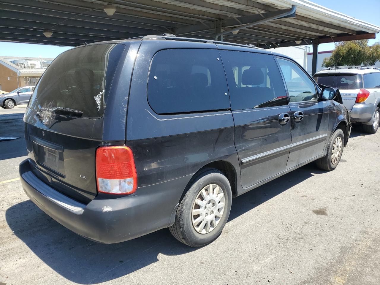 KNDUP131626263391 2002 Kia Sedona Ex