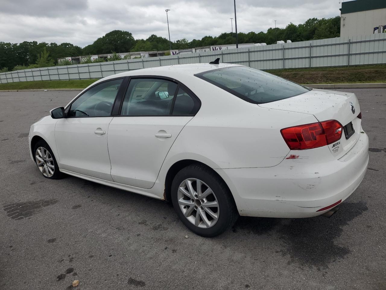 3VWDZ7AJ7BM053797 2011 Volkswagen Jetta Se