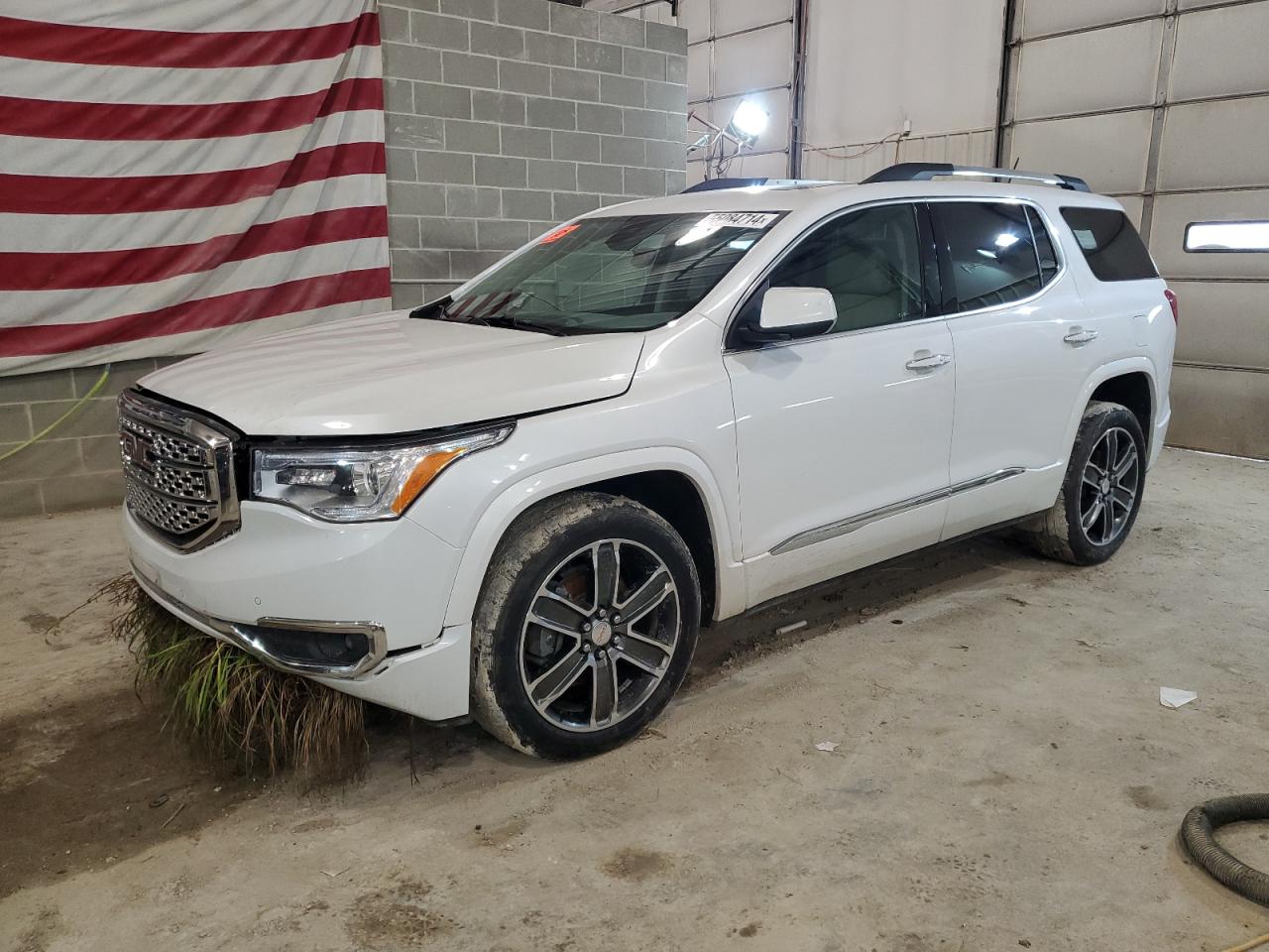 1GKKNXLS4JZ222011 2018 GMC Acadia Denali