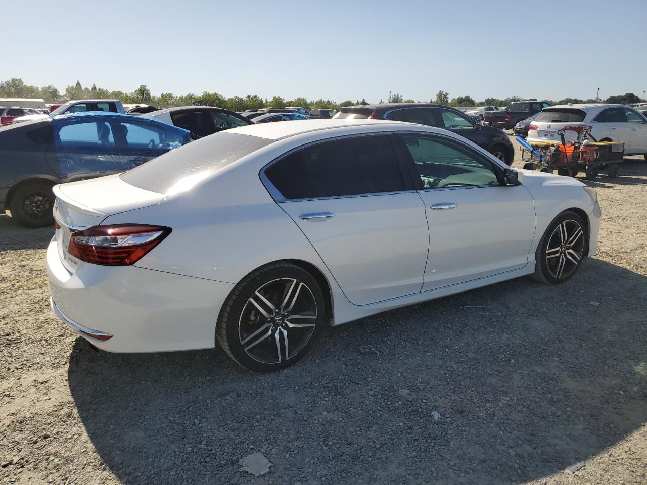 1HGCR2E58GA125353 2016 Honda Accord Sport