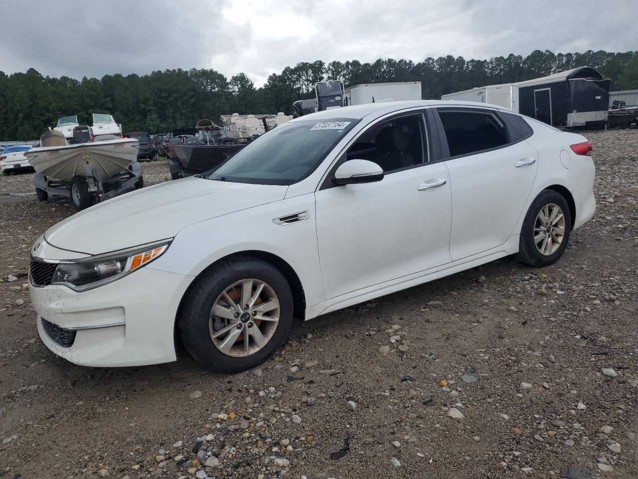 5XXGT4L39JG195339 2018 Kia Optima Lx