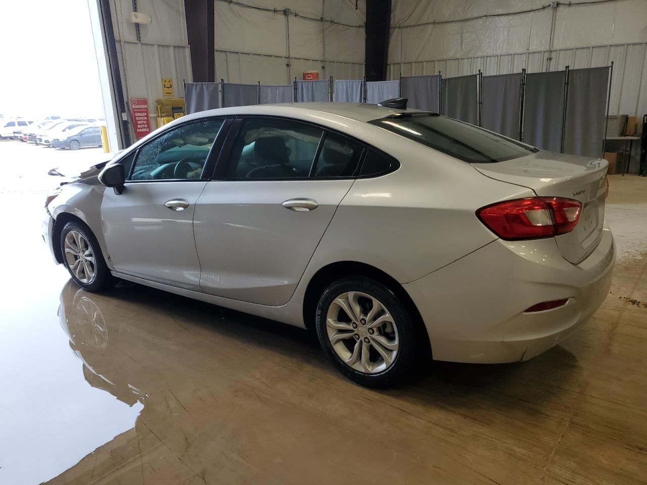 1G1BC5SM6K7101088 2019 Chevrolet Cruze Ls