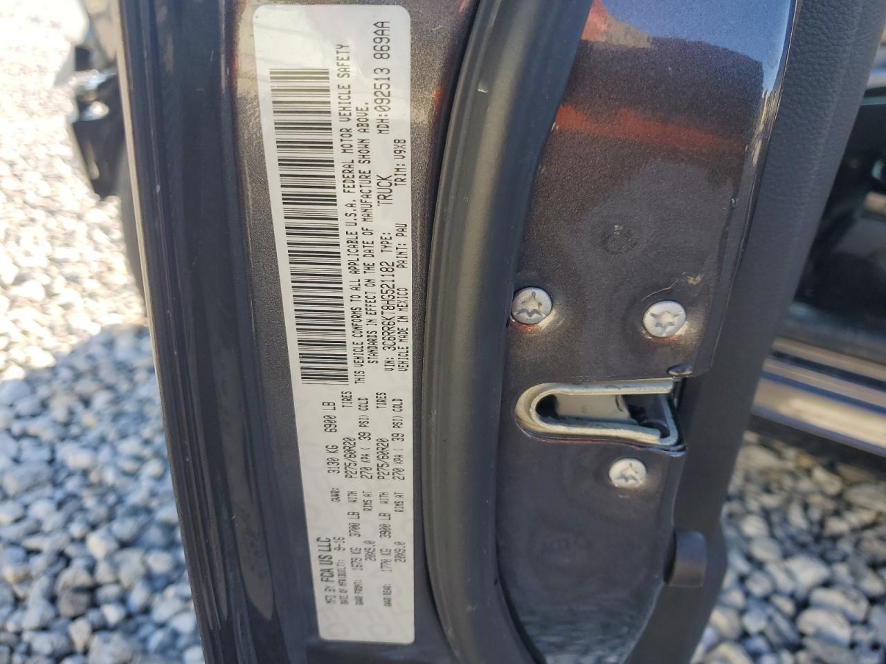 3C6RR6KT8HG521182 2017 Ram 1500 St