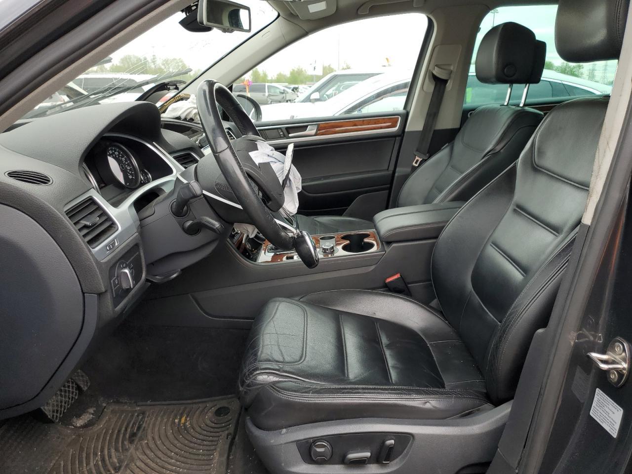 WVGFF9BP4BD005636 2011 Volkswagen Touareg V6