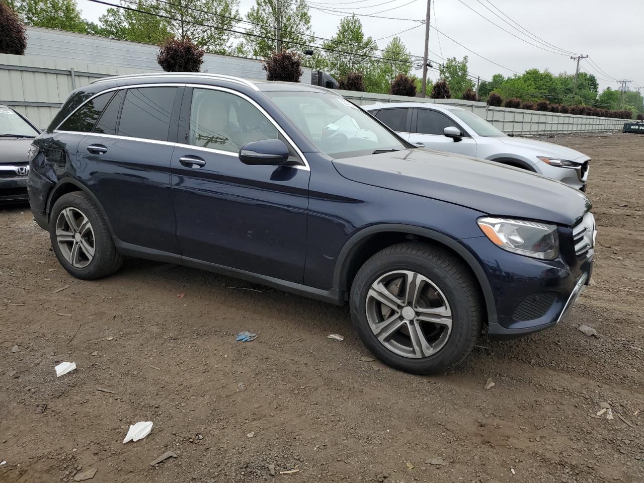 WDC0G4KB0GF011924 2016 Mercedes-Benz Glc 300 4Matic