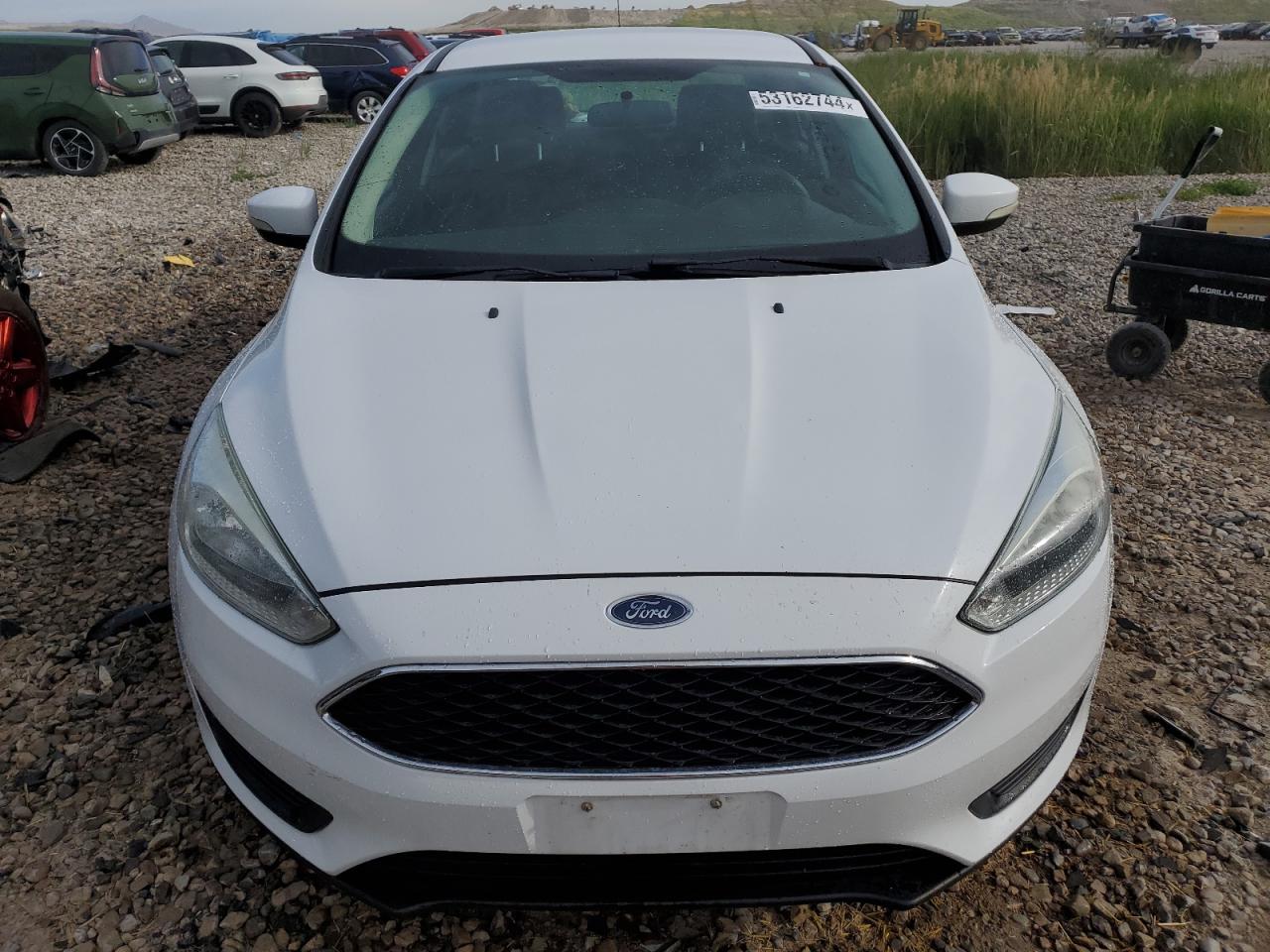 2015 Ford Focus Se vin: 1FADP3F28FL314239