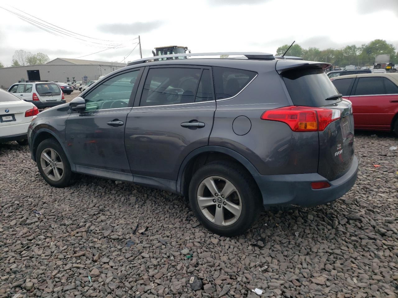 2T3RFREV3FW315684 2015 Toyota Rav4 Xle