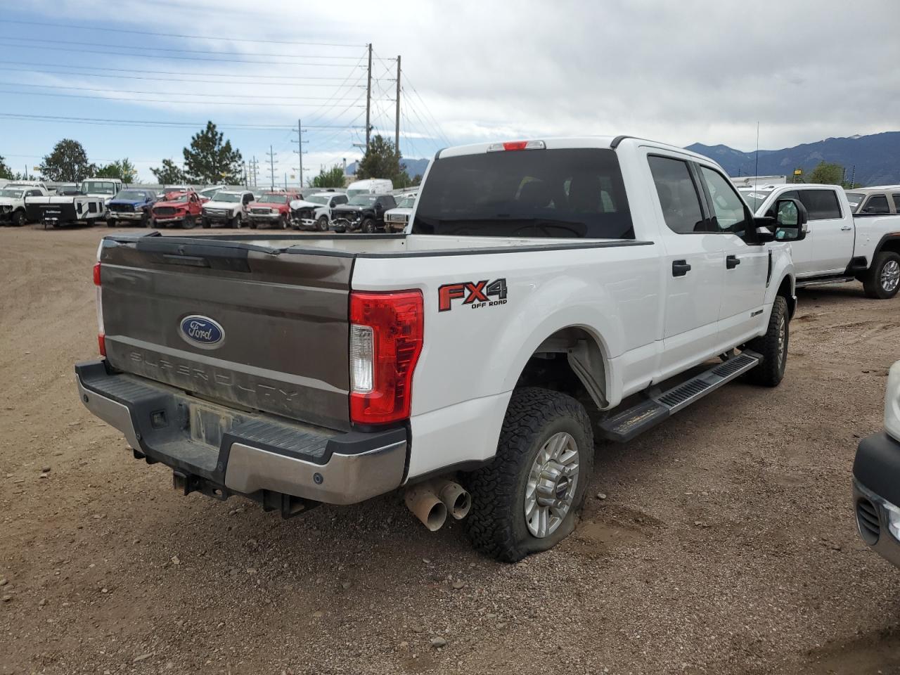 1FT8W3BT6HED58017 2017 Ford F350 Super Duty