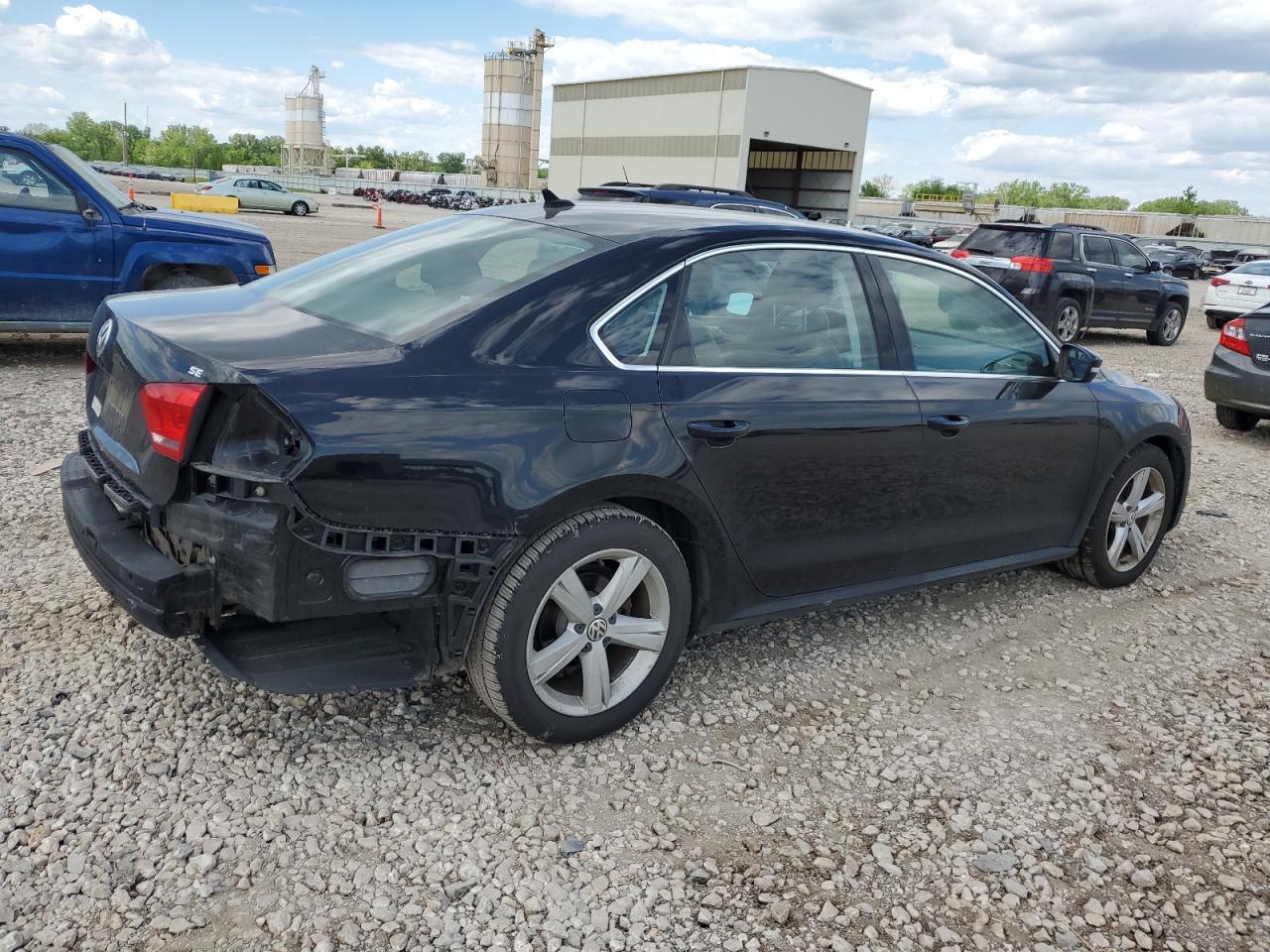 2013 Volkswagen Passat Se vin: 1VWBP7A37DC146399