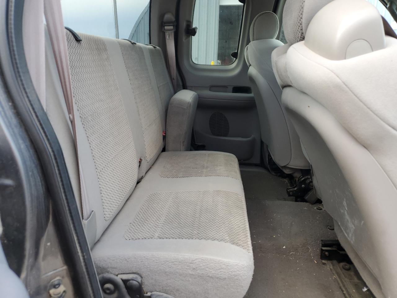 2FTRX17L72CA74746 2002 Ford F150