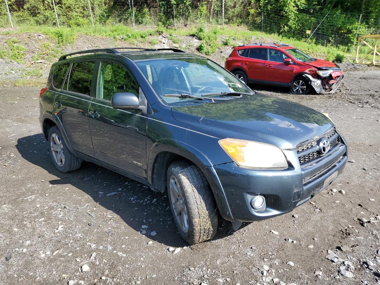 JTMRF4DV9A5027110 2010 Toyota Rav4 Sport