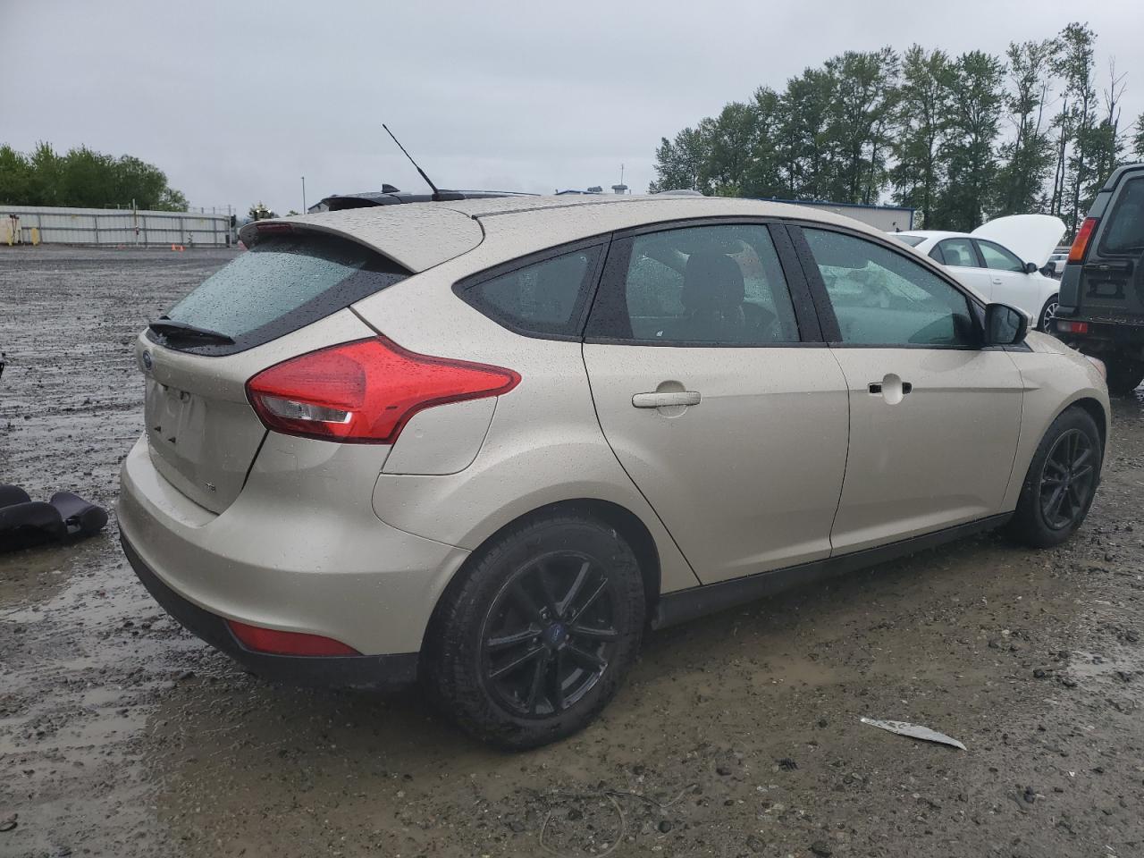 1FADP3K23JL217920 2018 Ford Focus Se