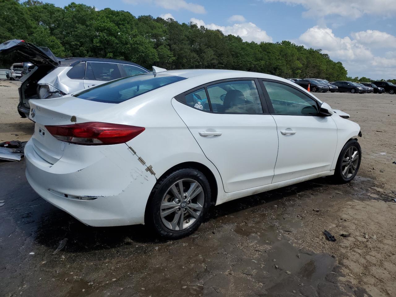 5NPD84LF8JH237132 2018 Hyundai Elantra Sel