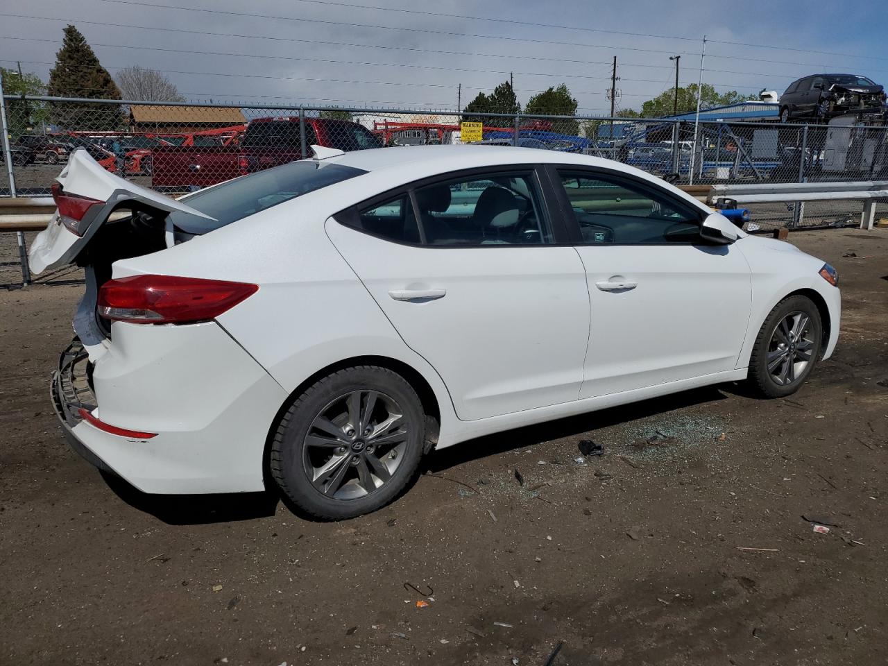 5NPD84LF5HH190412 2017 Hyundai Elantra Se