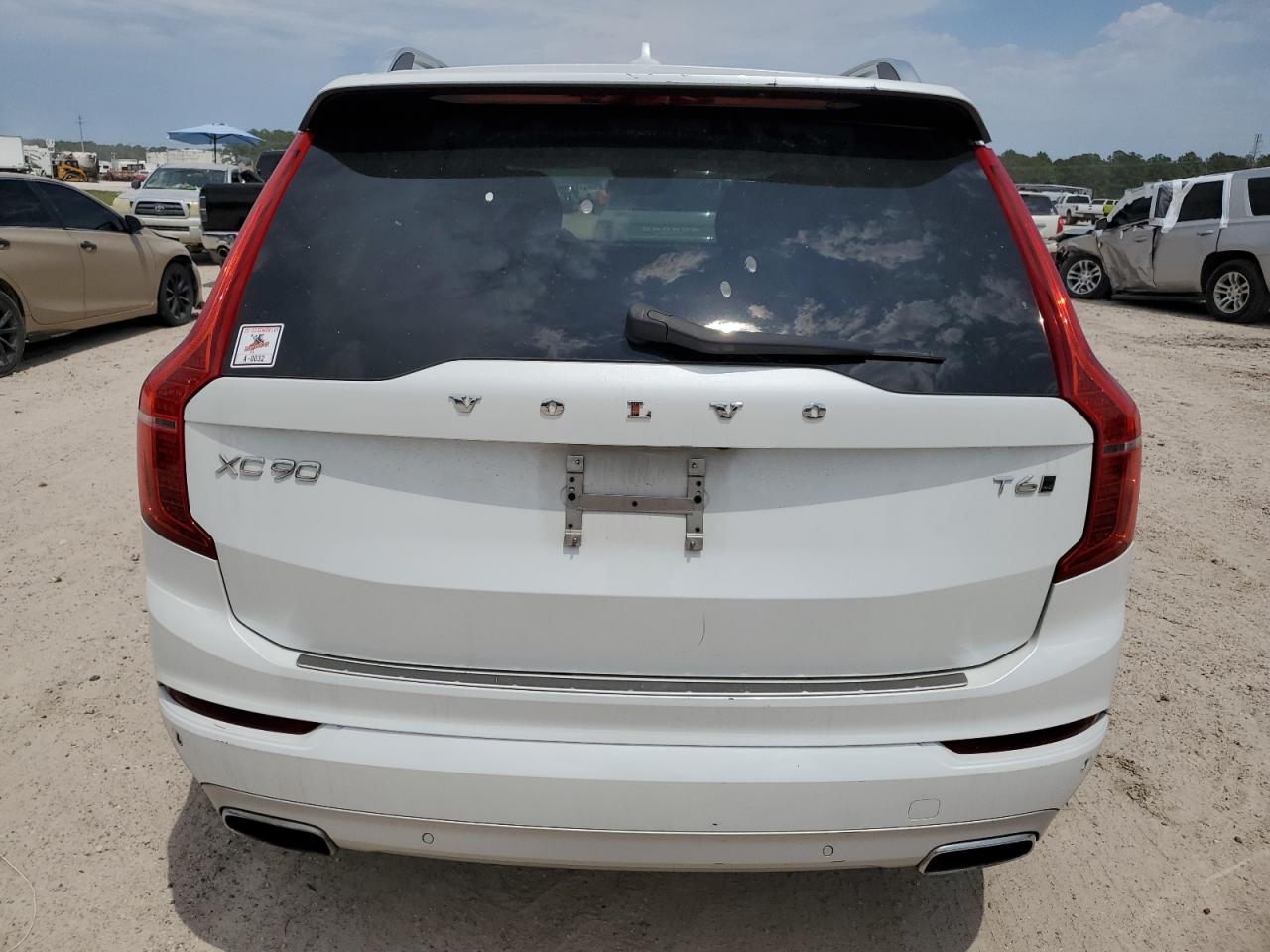 YV4A22PK4J1374573 2018 Volvo Xc90 T6