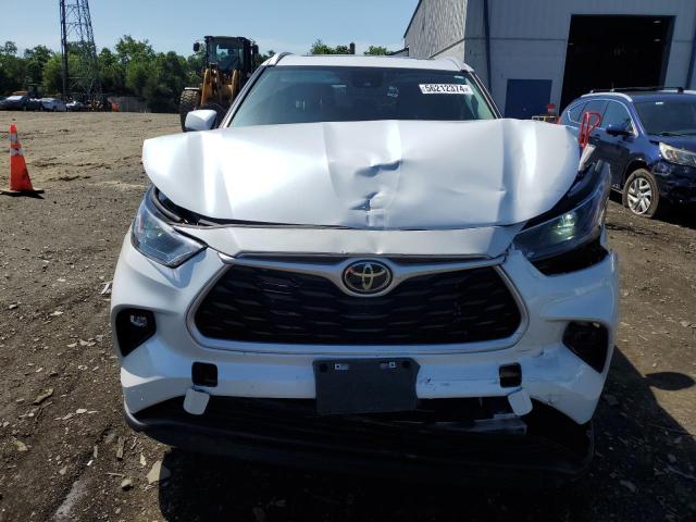 VIN 5TDKDRBHXPS039822 2023 Toyota Highlander, L no.5