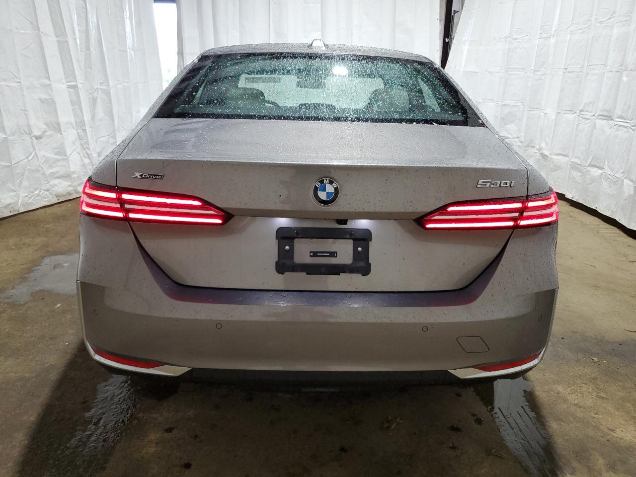 2024 BMW 530 Xi vin: WBA53FJ0XRCR09600