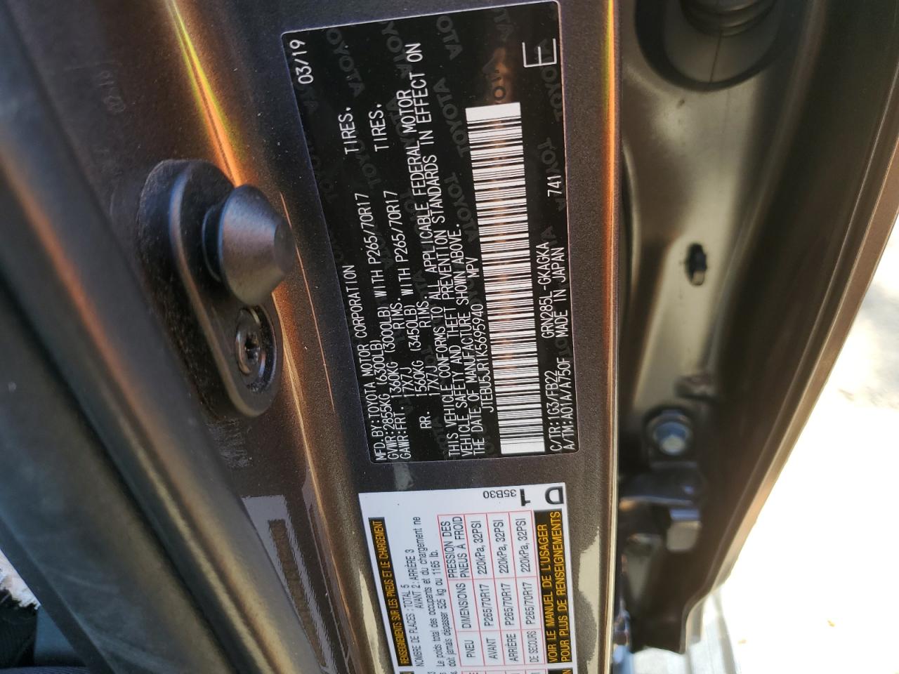 JTEBU5JR1K5695940 2019 Toyota 4Runner Sr5