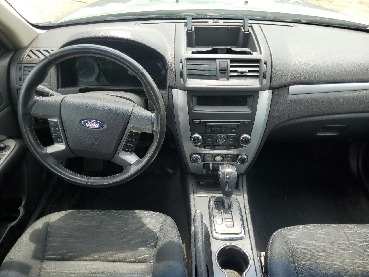 3FAHP0HG6BR207002 2011 Ford Fusion Se