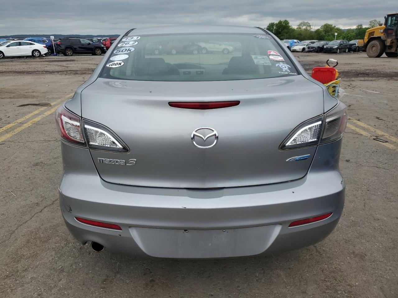 JM1BL1V88C1684461 2012 Mazda 3 I