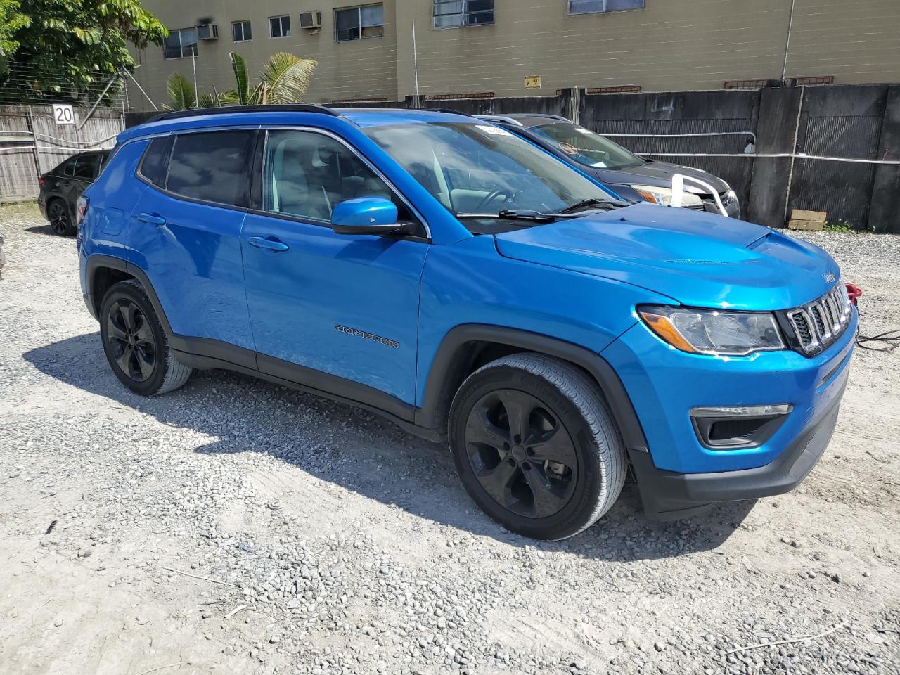 2019 Jeep Compass Latitude vin: 3C4NJCBB5KT711444