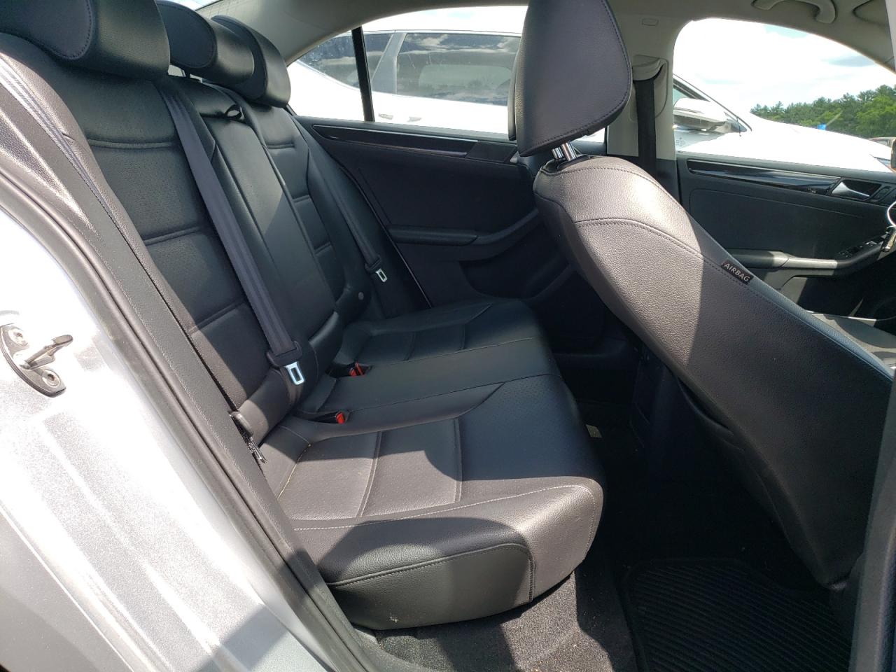 3VWL17AJ7GM213719 2016 Volkswagen Jetta Sel