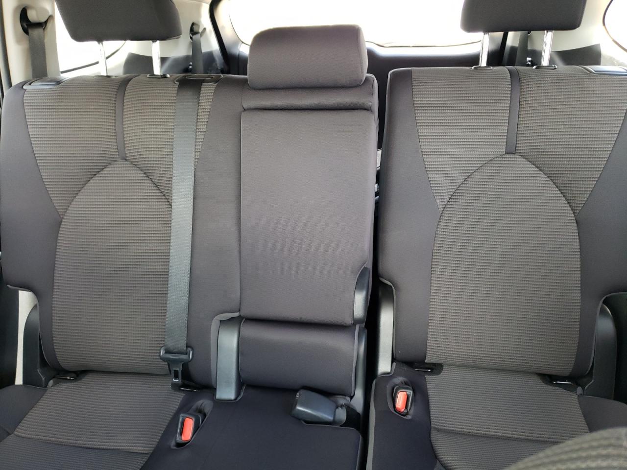 5TDZARAH2NS016119 2022 Toyota Highlander Hybrid Le