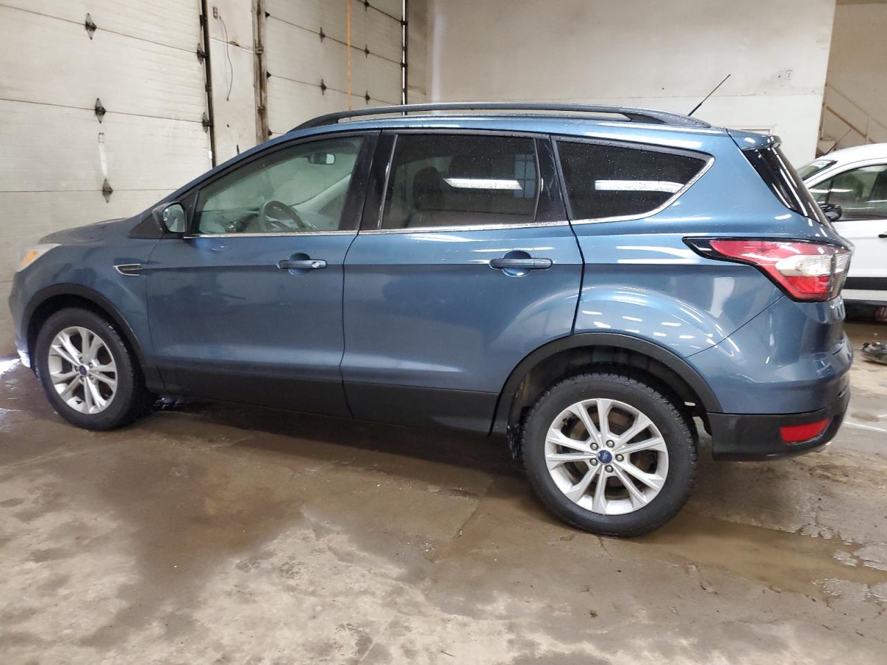 1FMCU0GDXJUC11545 2018 Ford Escape Se