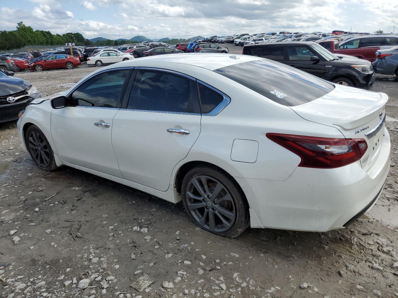 1N4AL3AP9JC294285 2018 Nissan Altima 2.5