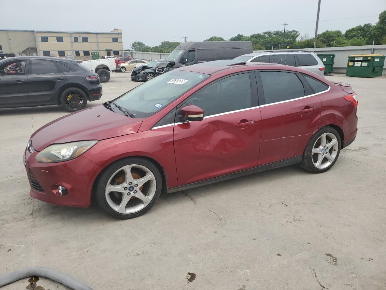 2013 Ford Focus Titanium vin: 1FADP3J28DL195564