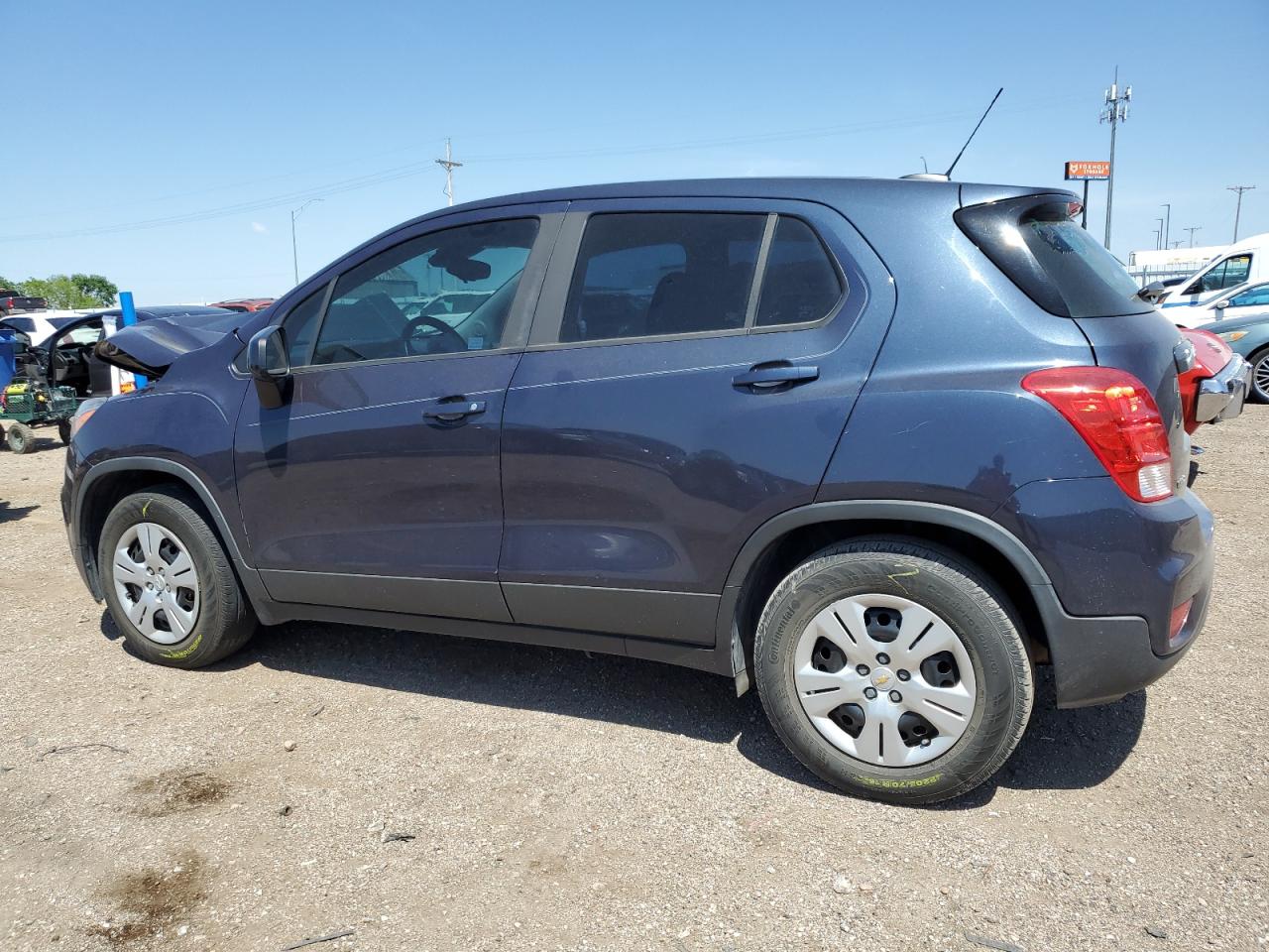 3GNCJKSB8JL169831 2018 Chevrolet Trax Ls