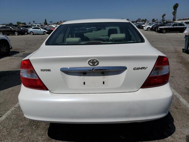 2004 Toyota Camry Le VIN: JTDBE32K240252977 Lot: 52822884