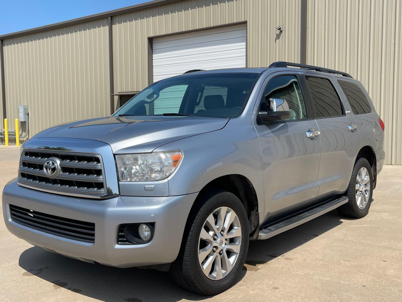 2013 Toyota Sequoia Limited vin: 5TDJW5G16DS083080