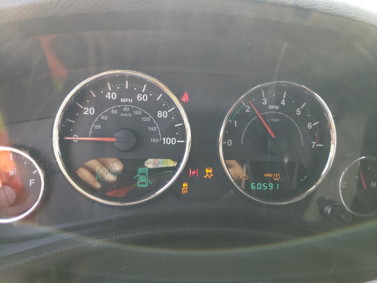 1C4HJWDG5CL110202 2012 Jeep Wrangler Unlimited Sport